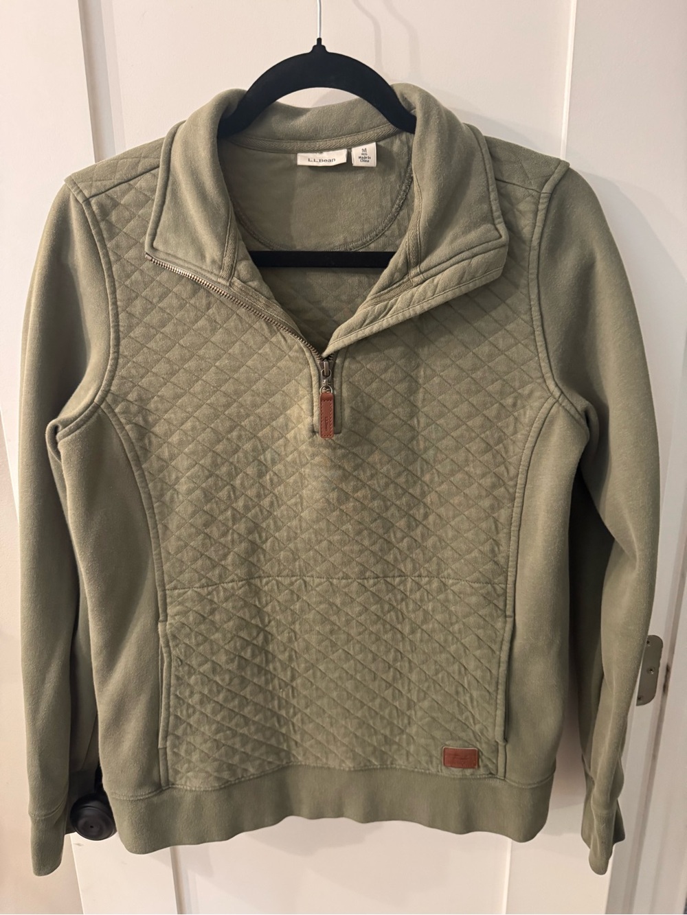 L.L. Bean Women’s Quilted Quarter-Zip Pullover Medium Olive Green